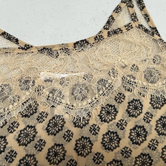 Black & Tan Cami Boho Top with Lace Trim Woman’s Size Small Juniors - Picture 7 of 9